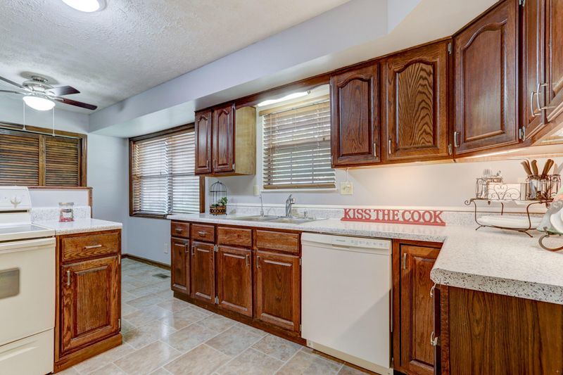 264 Cherokee Trl, Seymour, TN 37865