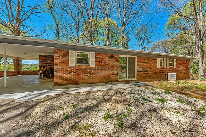 264 Lester Jarnigan Rd, Rutledge, TN 37861
