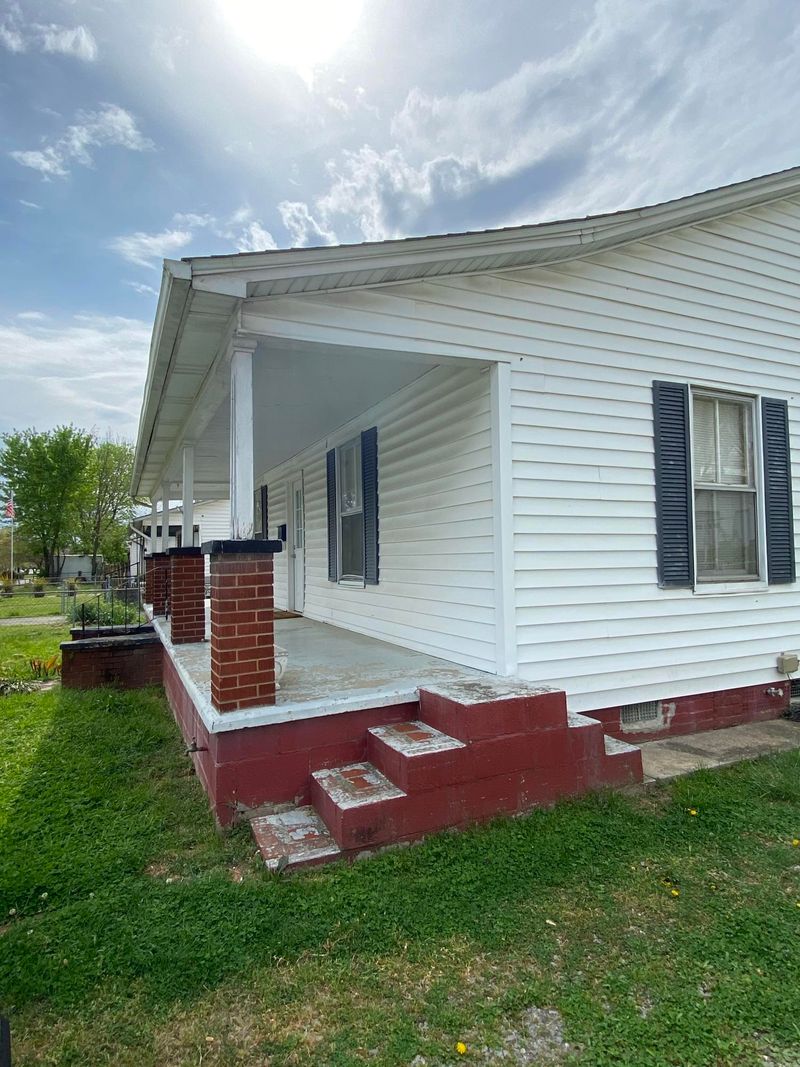 264 Lindsay St, Alcoa, TN 37701