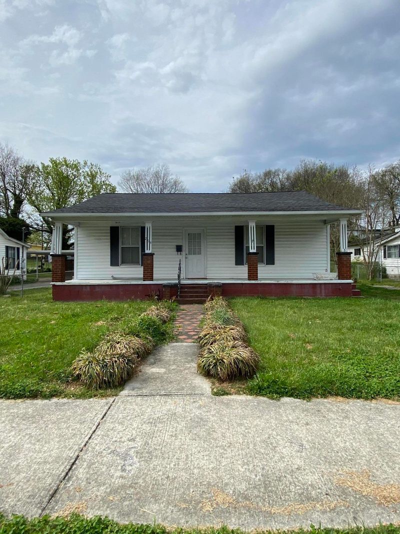 264 Lindsay St, Alcoa, TN 37701