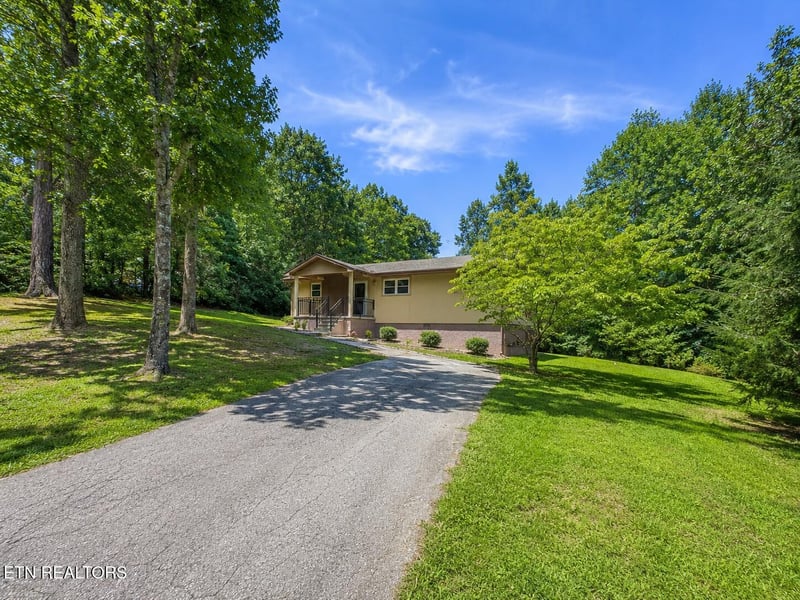 264 Scenic View Dr, Rutledge, TN 37861