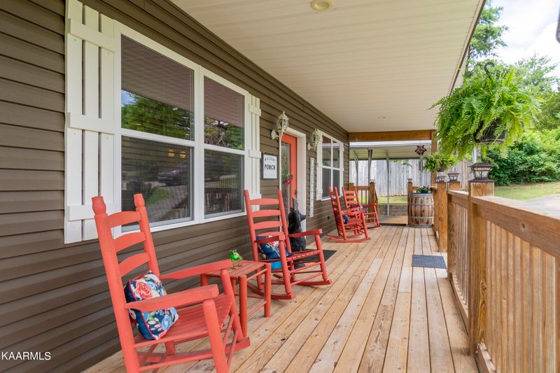 2641 Mayner Ln, Kodak, TN 37764