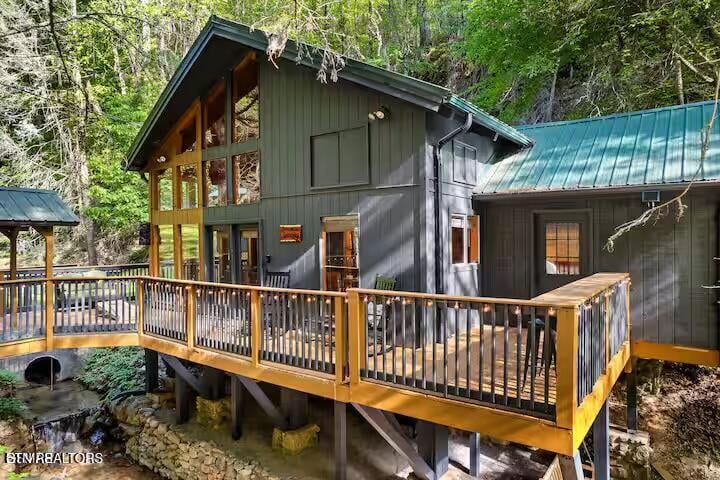 2645 Black Walnut Flats Rd, Sevierville, TN 37862