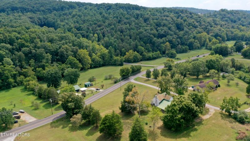 2645 Hinds Creek Rd, Heiskell, TN 37754