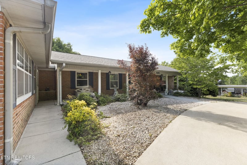 2645 Mountain View Dr, Morristown, TN 37814