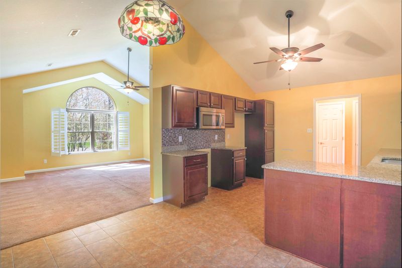 2646 Best Rd, Maryville, TN 37803