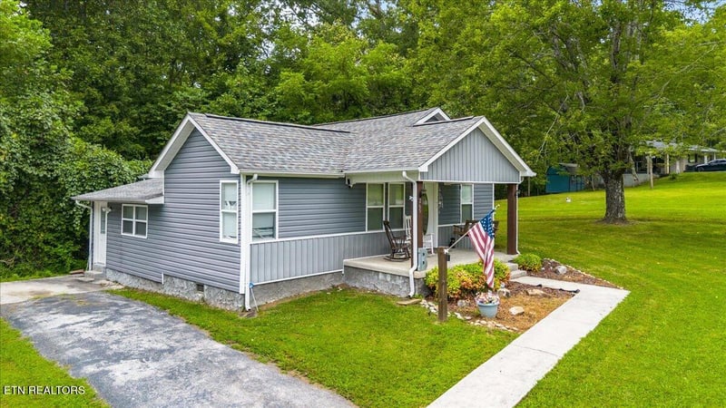 265 Grape Rough Rd, Oneida, TN 37841