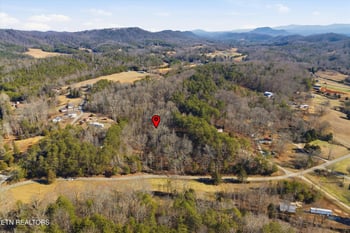 265 Jd Farm Rd, Tellico Plains, TN 37385