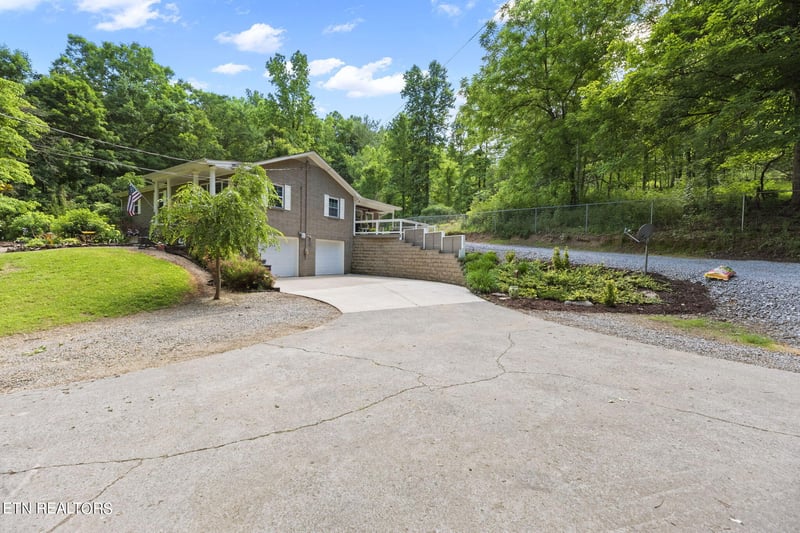 265 Marlow Rd, Clinton, TN 37716