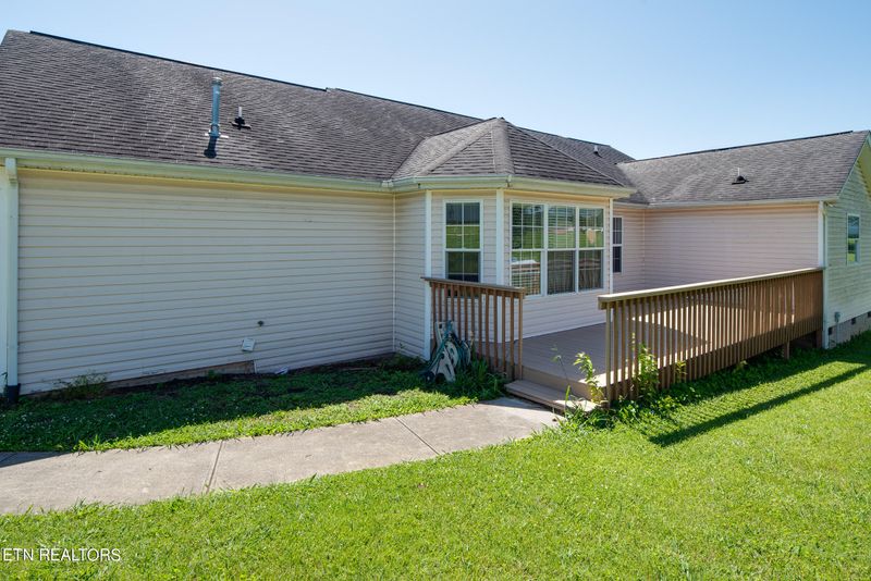 265 Pecan Cir, Corryton, TN 37721