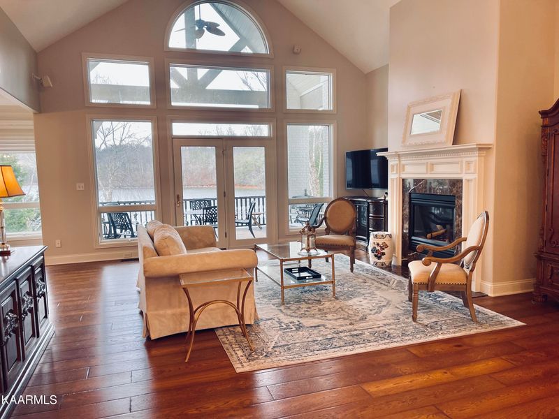 265 Pineberry Dr, Vonore, TN 37885