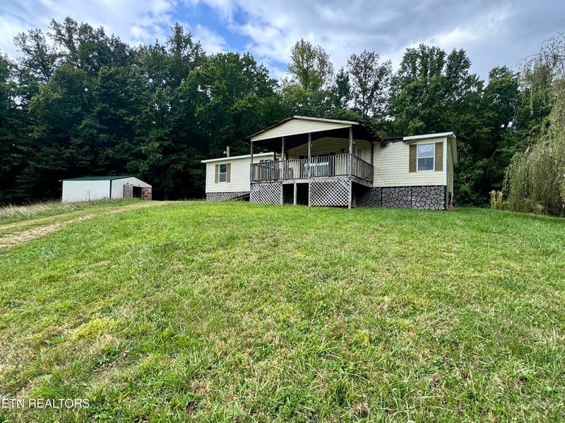 265 Sandy Gap Rd, Pioneer, TN 37847