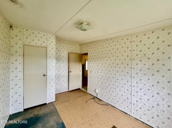 265 Sandy Gap Rd, Pioneer, TN 37847
