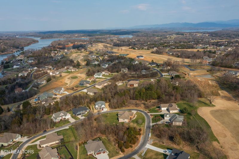 265 Walelu Tr, Vonore, TN 37885