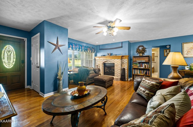 2650 Holston River Dr, Rutledge, TN 37861