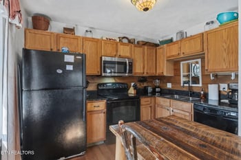 2652 Sunset Rd, Sevierville, TN 37862