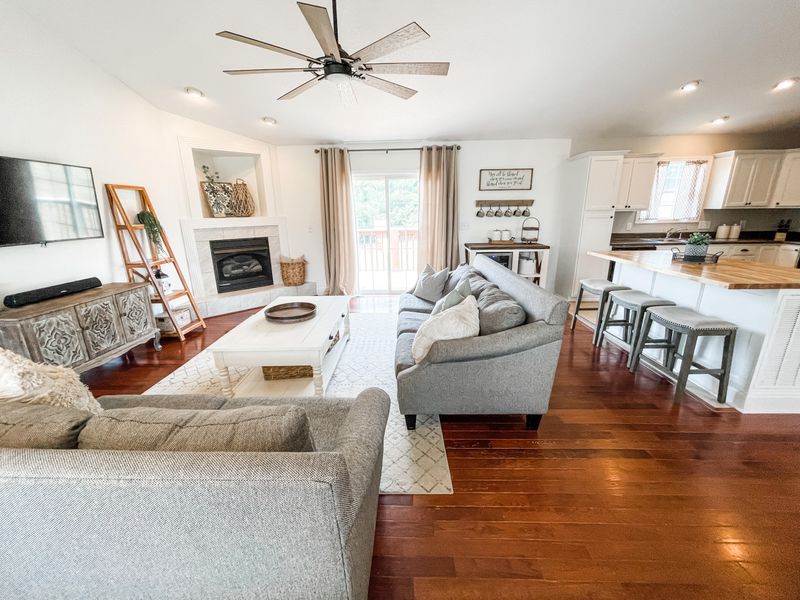 2655 Covington Cir, Sevierville, TN 37876