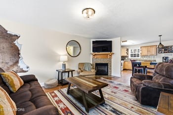 2655 High Valley Dr #2, Pigeon Forge, TN 37863