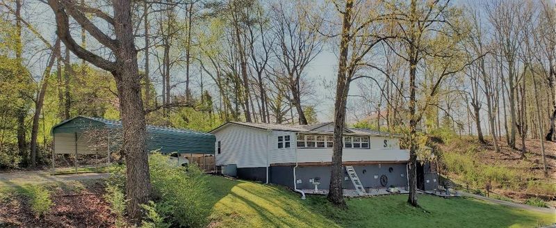 266 Long Hollow Rd, Clinton, TN 37716