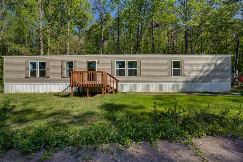 2660 White Wing Rd, Lenoir City, TN 37771