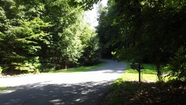 2661 King Hollow Rd, Sevierville, TN 37876
