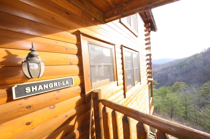 2664 Mountain Preserve Dr, Sevierville, TN 37862