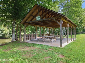 2667 Creekstone Cir, Maryville, TN 37804