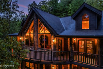 2670 Cedar Falls Way, Sevierville, TN 37862