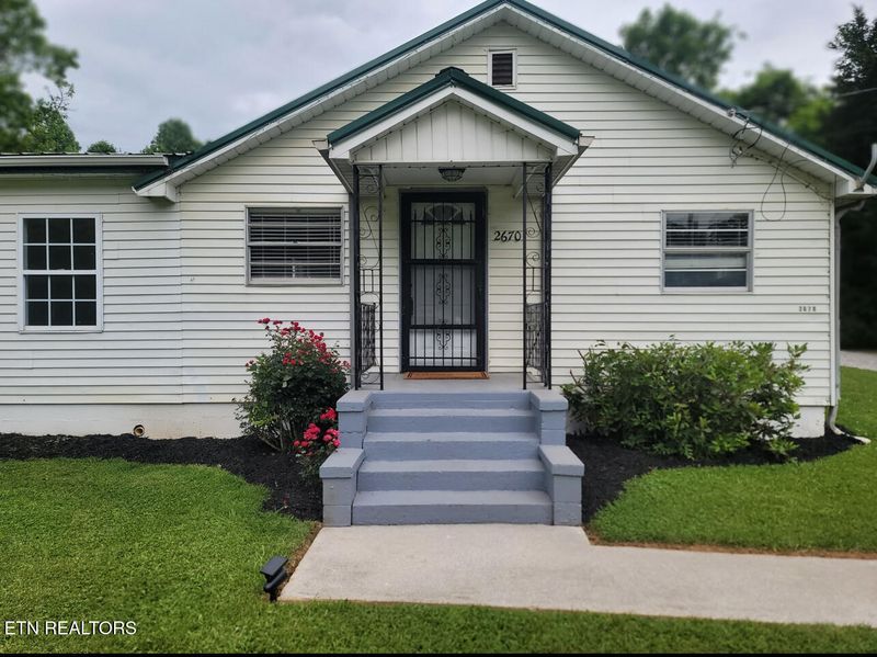 2670 Ellejoy Rd, Walland, TN 37886