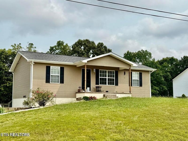 2670 Sharps Chapel Rd, Sharps Chapel, TN 37866