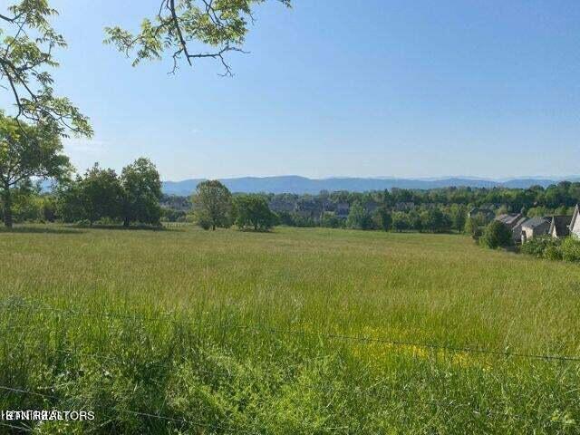 2676 Sevierville Rd, Maryville, TN 37804