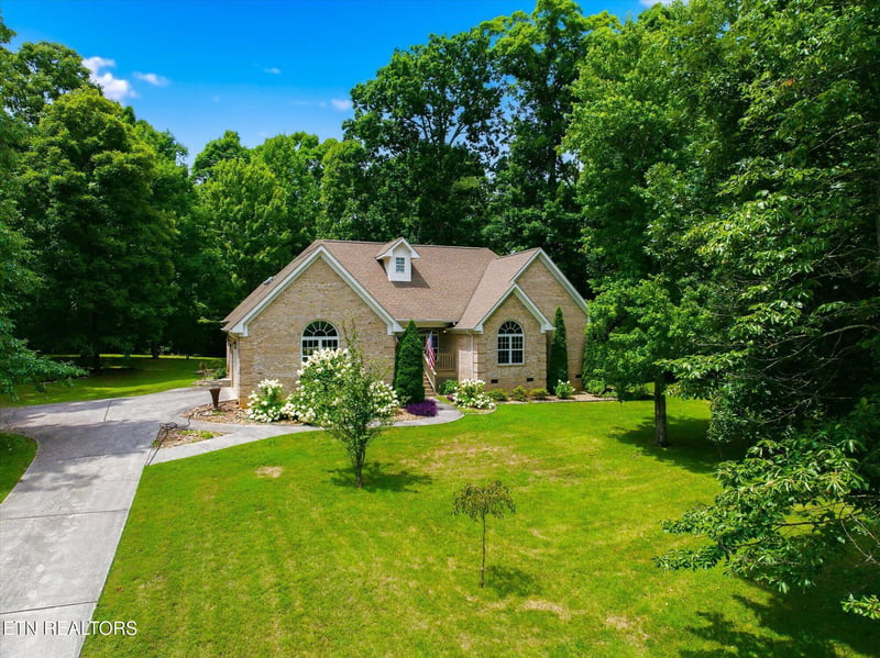 268 Woodhaven Dr, Vonore, TN 37885