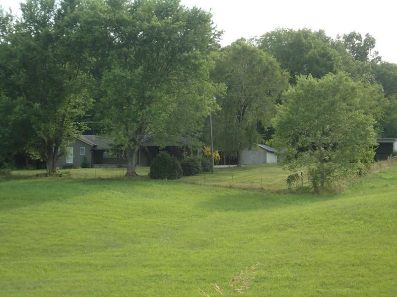 2682 Atchley Rd, Sevierville, TN 37863