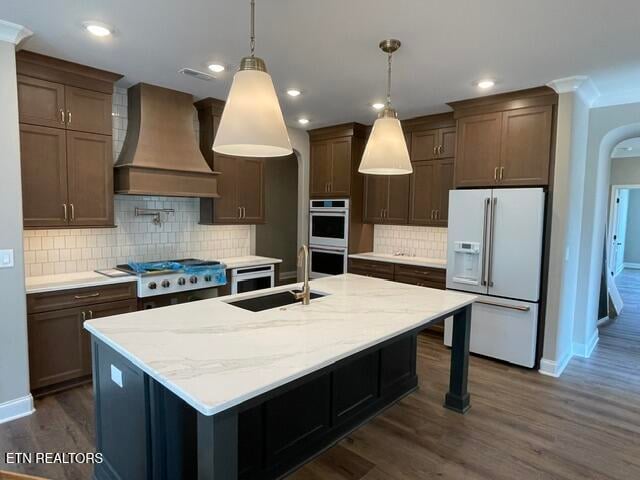 269 Honeysuckle Dr, Lenoir City, TN 37771