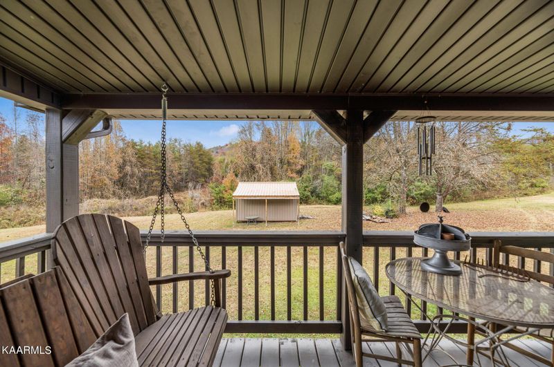 269 Hoot Owl Hollow Ln, Jellico, TN 37762
