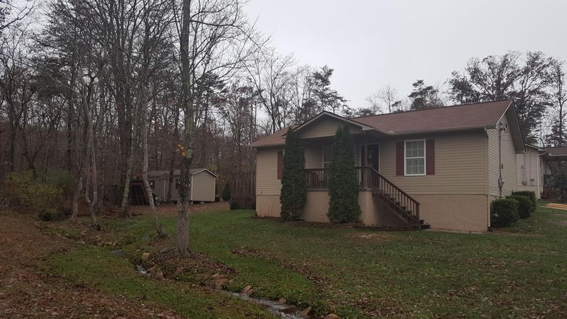 269 Iris Cir, Crossville, TN 38555