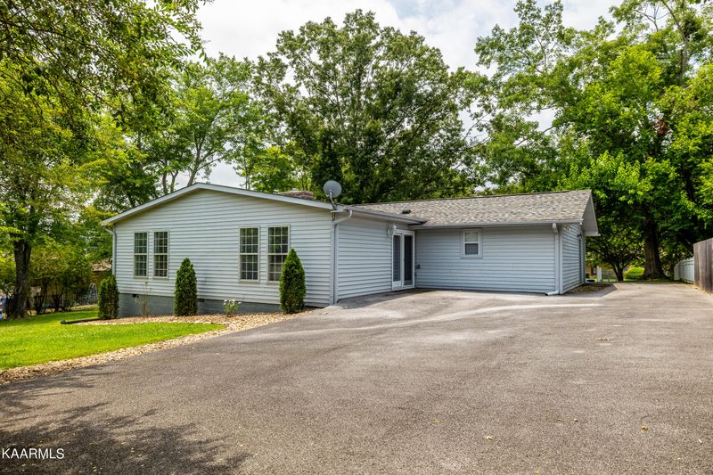 269 Mohawk Cr Cir, Seymour, TN 37865