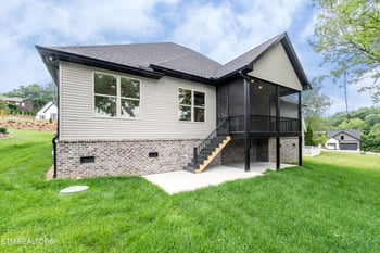 269 Ootsima Way, Loudon, TN 37774