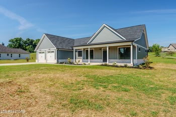 269 Sugar Maple Ct, Madisonville, TN 37354