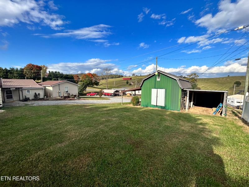 2690 Central Point Rd, Rutledge, TN 37861
