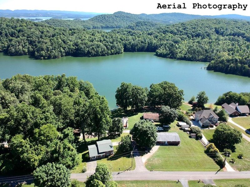 2692 Lowe Dr, Talbott, TN 37877