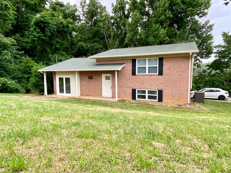 2692 Lowe Dr, Talbott, TN 37877