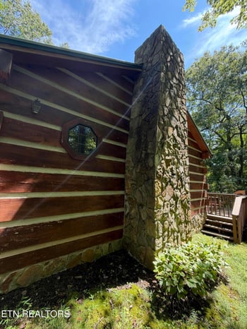 2696 Rafter Rd, Tellico Plains, TN 37385