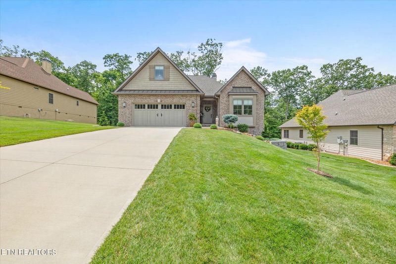 27 Oak Leaf Cir, Fairfield Glade, TN 38558