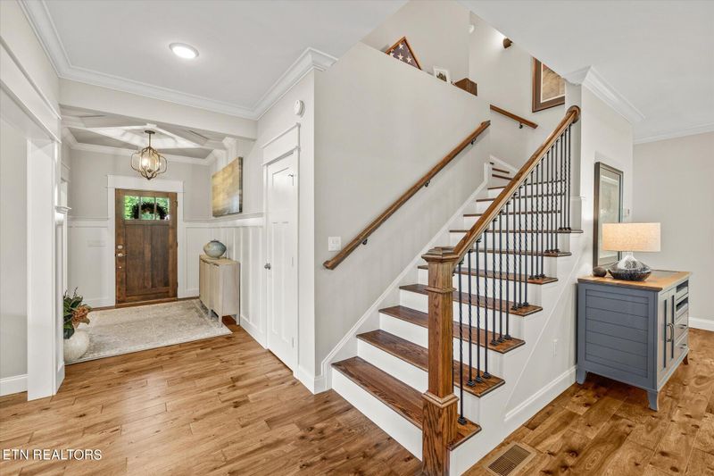 27 Oak Leaf Cir, Fairfield Glade, TN 38558