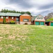 270 Cherokee Tr, Seymour, TN 37865