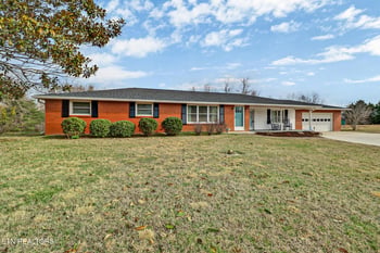 270 Hugh Jones Rd, Sunbright, TN 37872