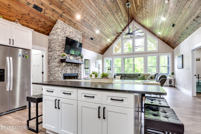 270 Jessee Rd, Maynardville, TN 37807