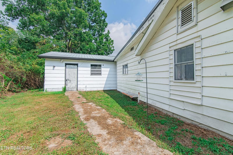 2700 Hwy Tennessee 116, Caryville, TN 37714