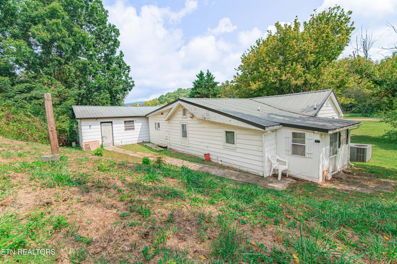 2700 Hwy Tennessee 116, Caryville, TN 37714
